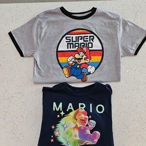 2 Kids L Super Mario T-Shirts